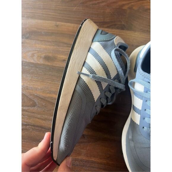 Adidas Blue Tennis Shoes Woman’s Size 7.5 - Picture 6 of 13